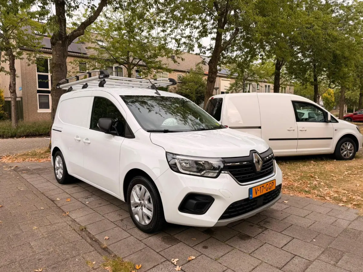 L1 Blue dCi 95 Luxe | Trekhaak | Ramen achter | Imperiaal |