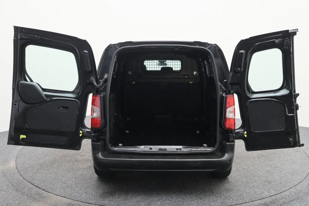 1.6 BlueHDI Club 3-Zits, Airco, Cruise, Apple Carplay, Bluetooth, Elektrische Ramen, PDC
