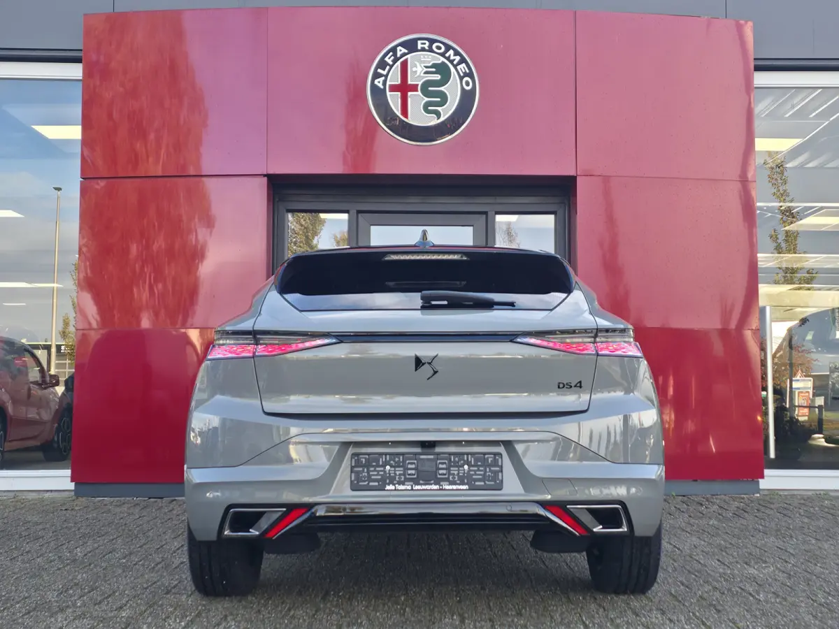 1.2 PureTech Performance Line | Premium Hifi | Camera voor + achter | 19" velgen