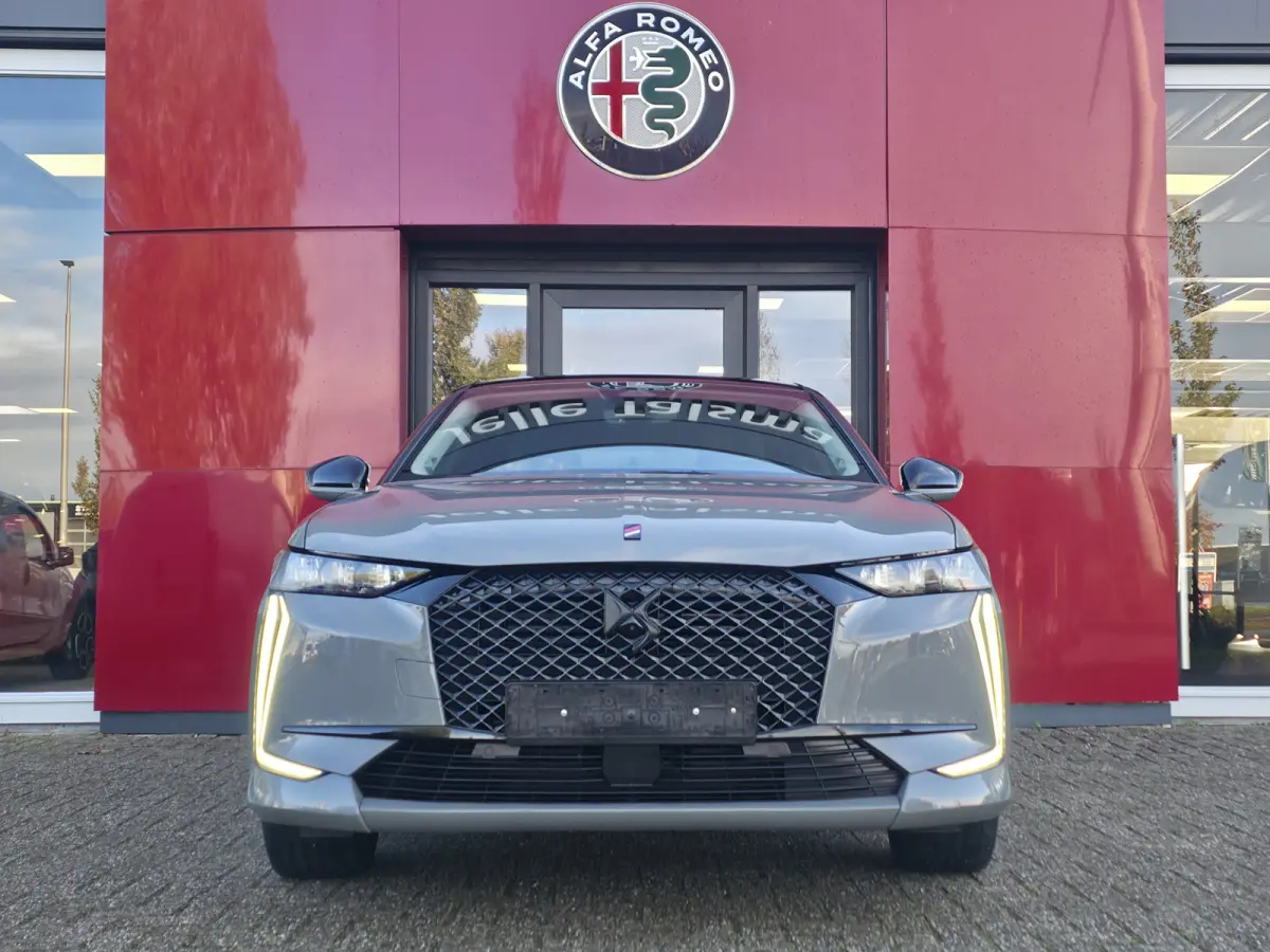 1.2 PureTech Performance Line | Premium Hifi | Camera voor + achter | 19" velgen