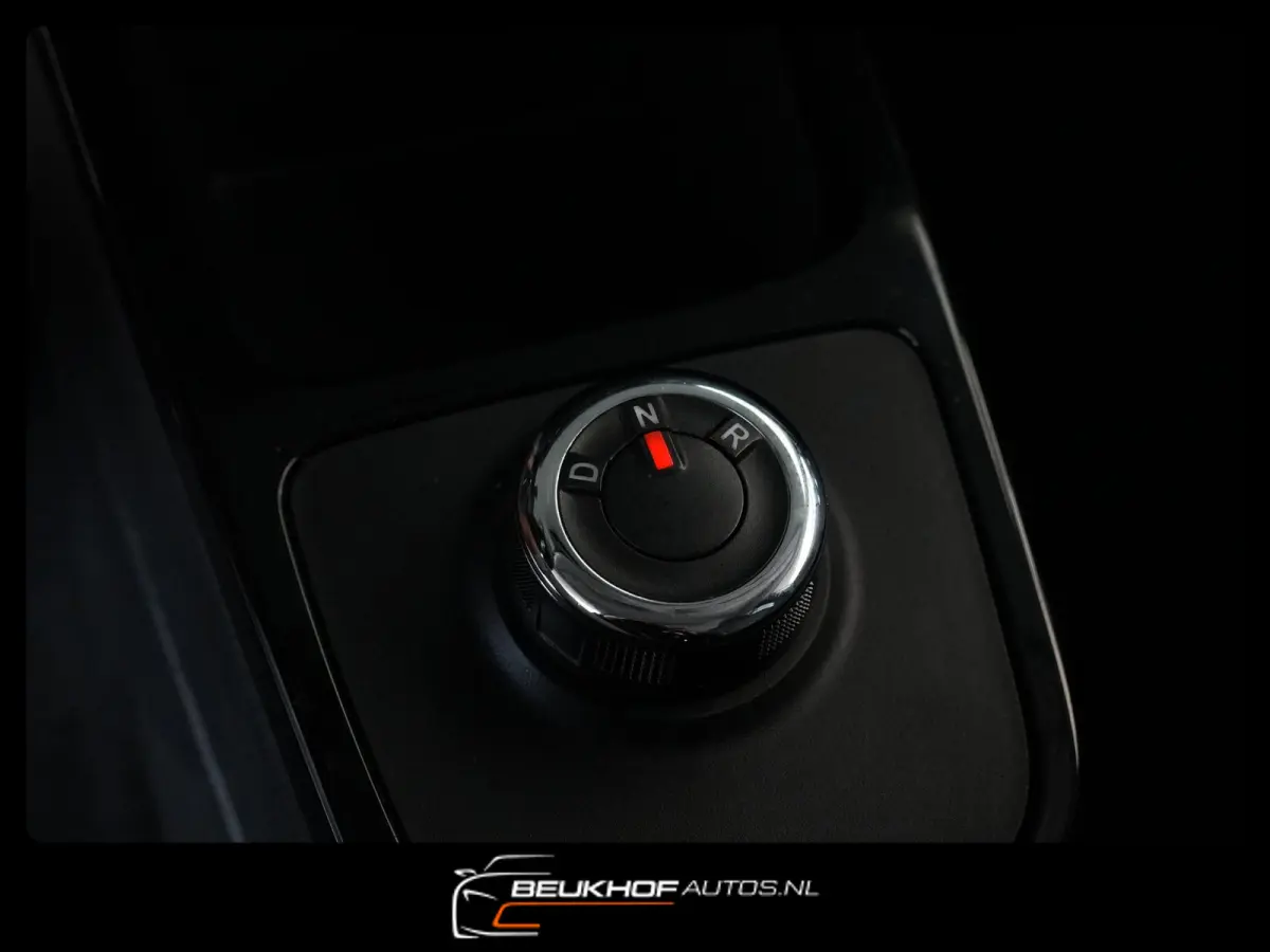 Expression 27 kWh Camera Leer Navi Soh 91.5%
