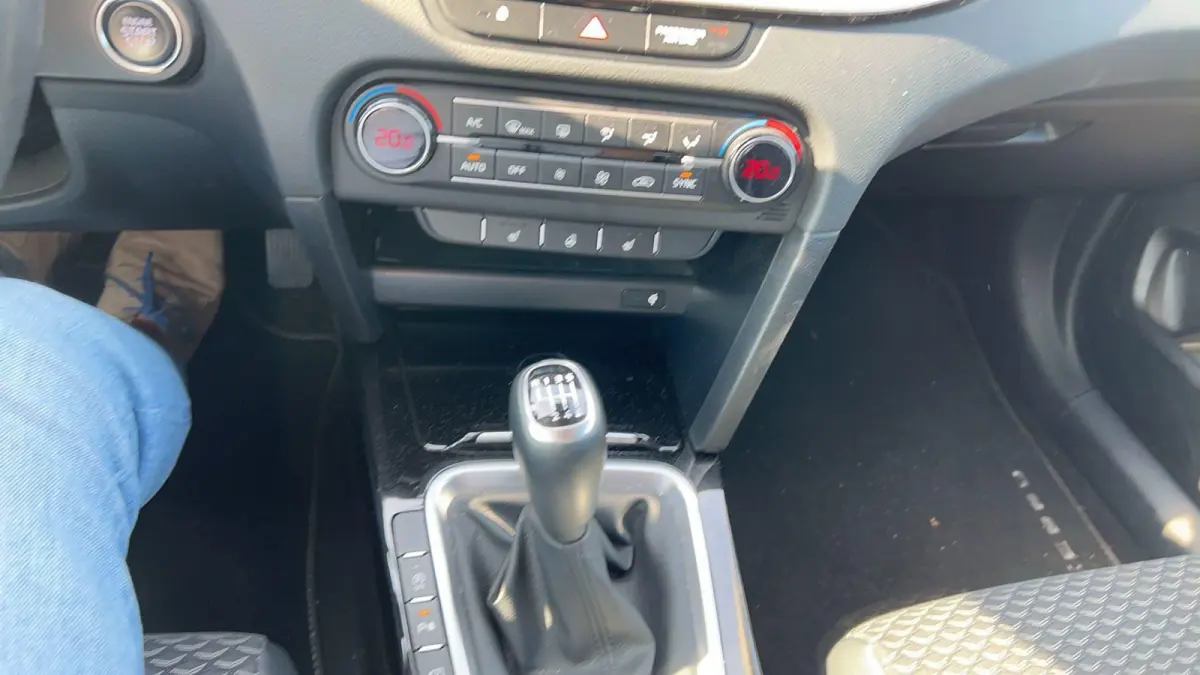 1.0 T-GDi DynamicPlusLine | Stoel- & Stuurverw. | Adaptieve Cruise Control | Achteruitrijcamera |