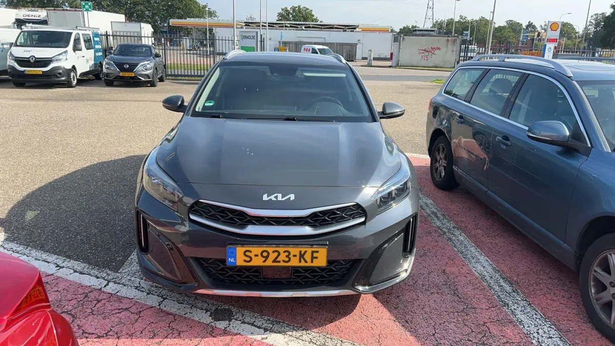 1.0 T-GDi DynamicPlusLine | Stoel- & Stuurverw. | Adaptieve Cruise Control | Achteruitrijcamera |