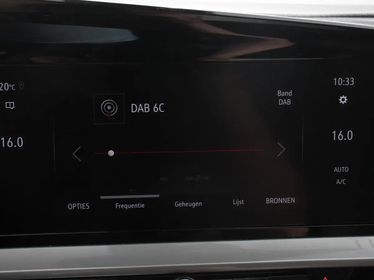 1.2 Turbo 130pk Automaat Ultimate Navigatie Apple Carplay/Android Auto Digitale Cockpit Lichtmetalen Velgen Extra Getint Glas
