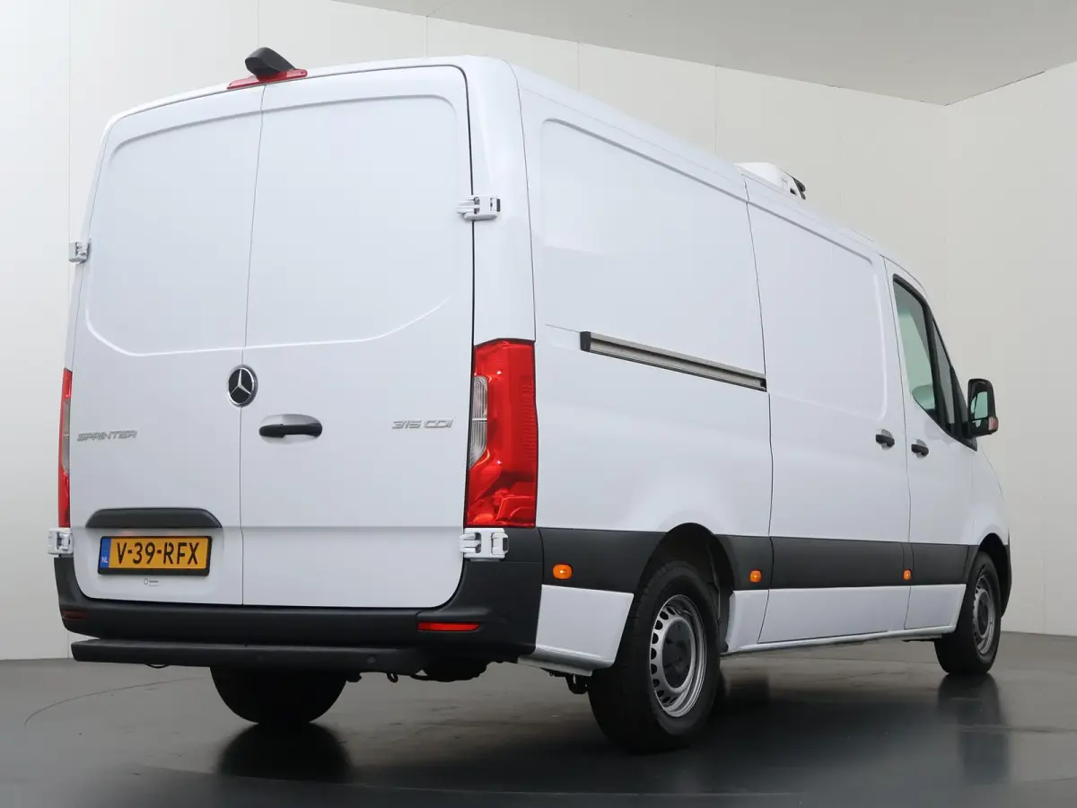 315 CDI | AUT. | L2 H1 | KOELWAGEN | PARKEERCAMERA | STOELVERWARMING | OPSTAPTREDE | CARRIER KOELINSTALLATIE | TACHOGRAAF | CERTIFIED