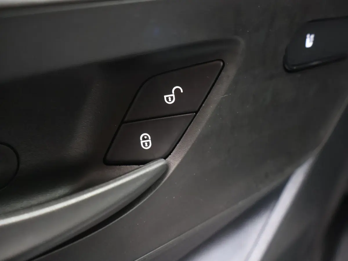 315 CDI | AUT. | L2 H1 | KOELWAGEN | PARKEERCAMERA | STOELVERWARMING | OPSTAPTREDE | CARRIER KOELINSTALLATIE | TACHOGRAAF | CERTIFIED