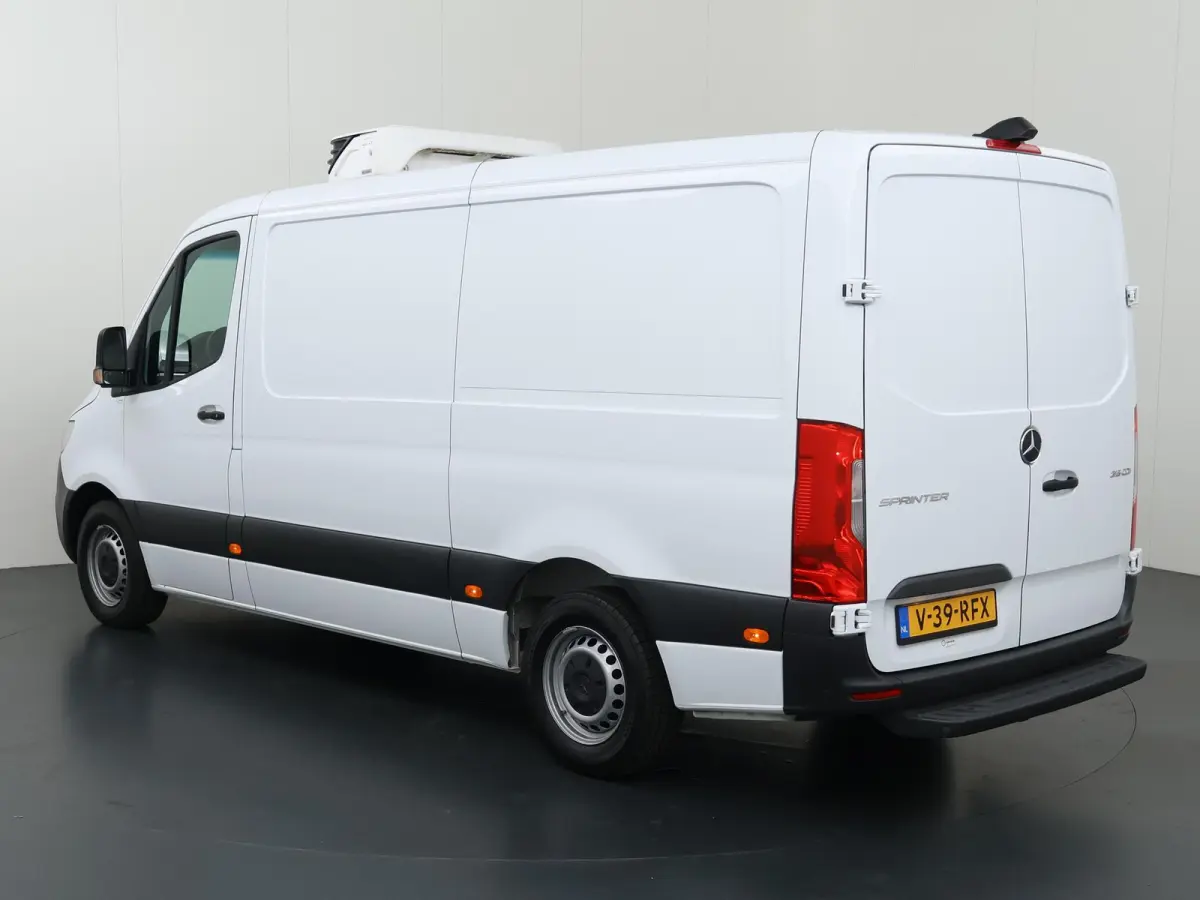 315 CDI | AUT. | L2 H1 | KOELWAGEN | PARKEERCAMERA | STOELVERWARMING | OPSTAPTREDE | CARRIER KOELINSTALLATIE | TACHOGRAAF | CERTIFIED