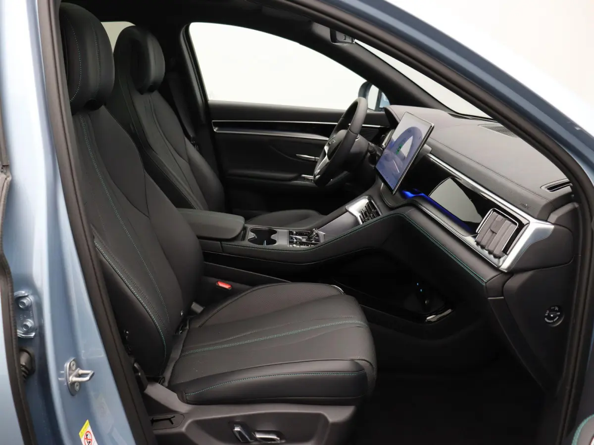 1.5 DM-i FWD Comfort | 26.6 KWh Accu | 125km WLPT |  Panoramadak | Head-Up Display |
