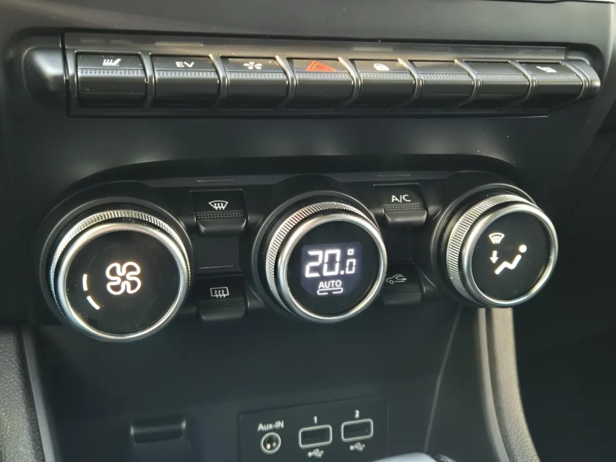 PHEV 1.6 E-Tech Plug-in Hybrid 160 SL Rive Gauche | Trekhaak | Stoelverwarming | Cruise Control | Parkeercamera | Licht metalen velgen