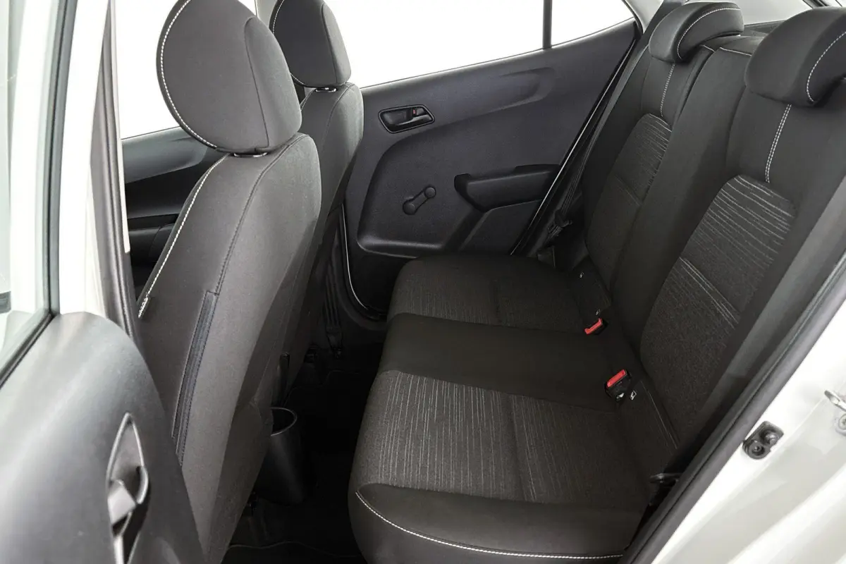 1.0 MPi ComfortLine Airco Bluetooth