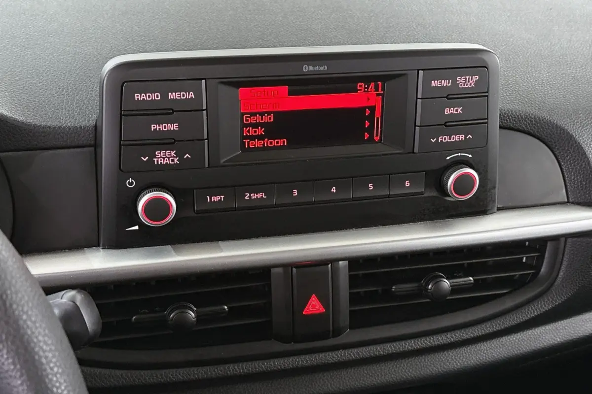 1.0 MPi ComfortLine Airco Bluetooth