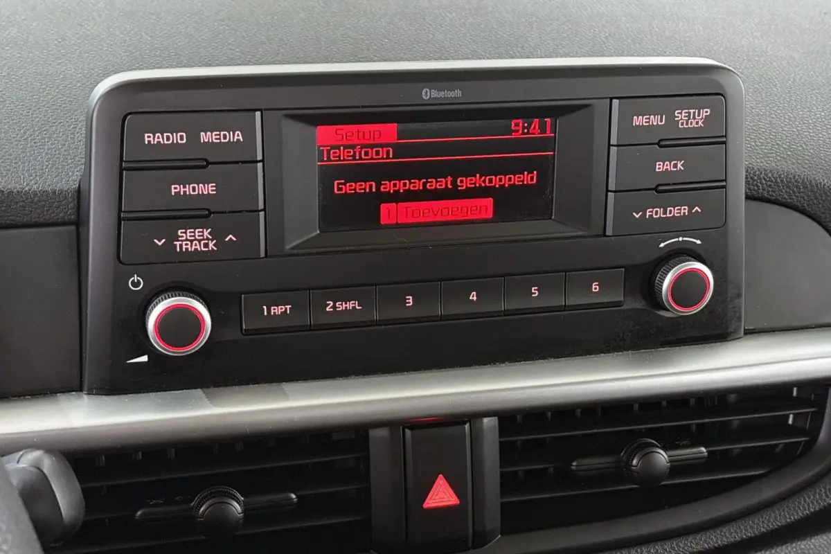 1.0 MPi ComfortLine Airco Bluetooth