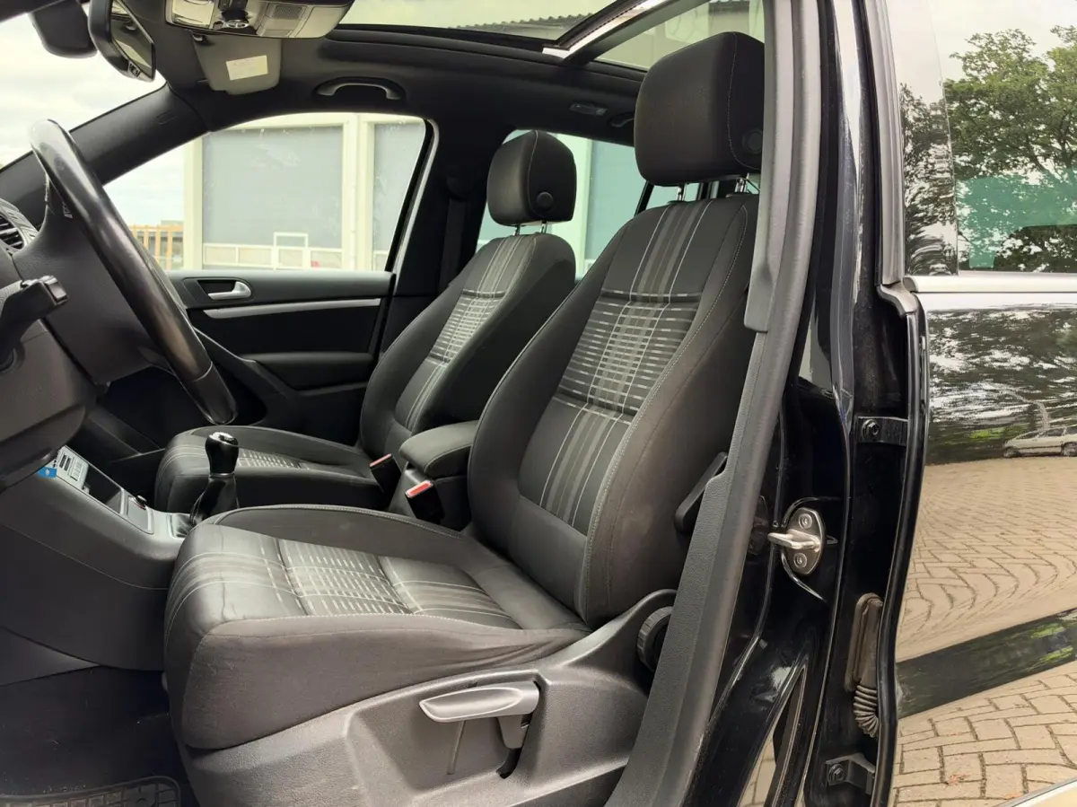 1.4 TSI Sport&Style | Panorama | Camera | Navigatie | Climate | Stoelverwarming | Cruise