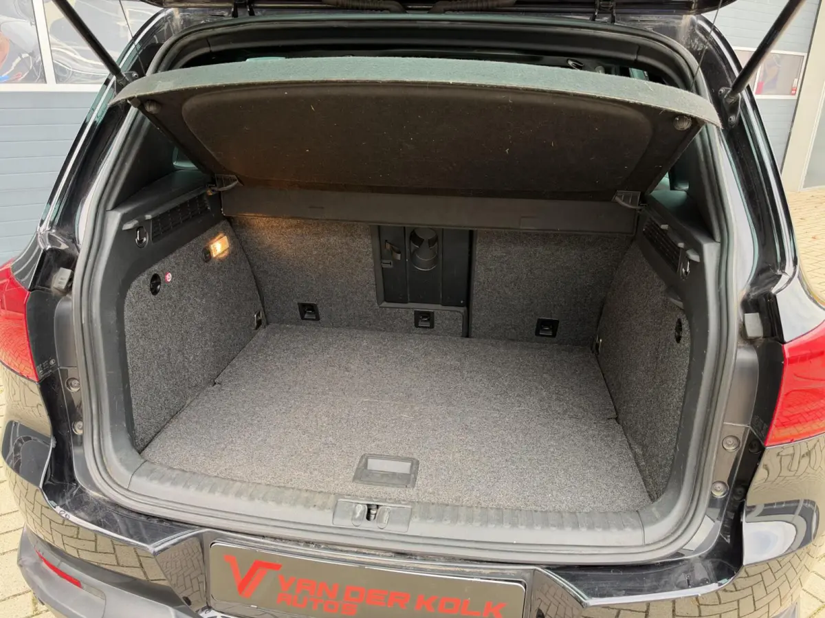1.4 TSI Sport&Style | Panorama | Camera | Navigatie | Climate | Stoelverwarming | Cruise