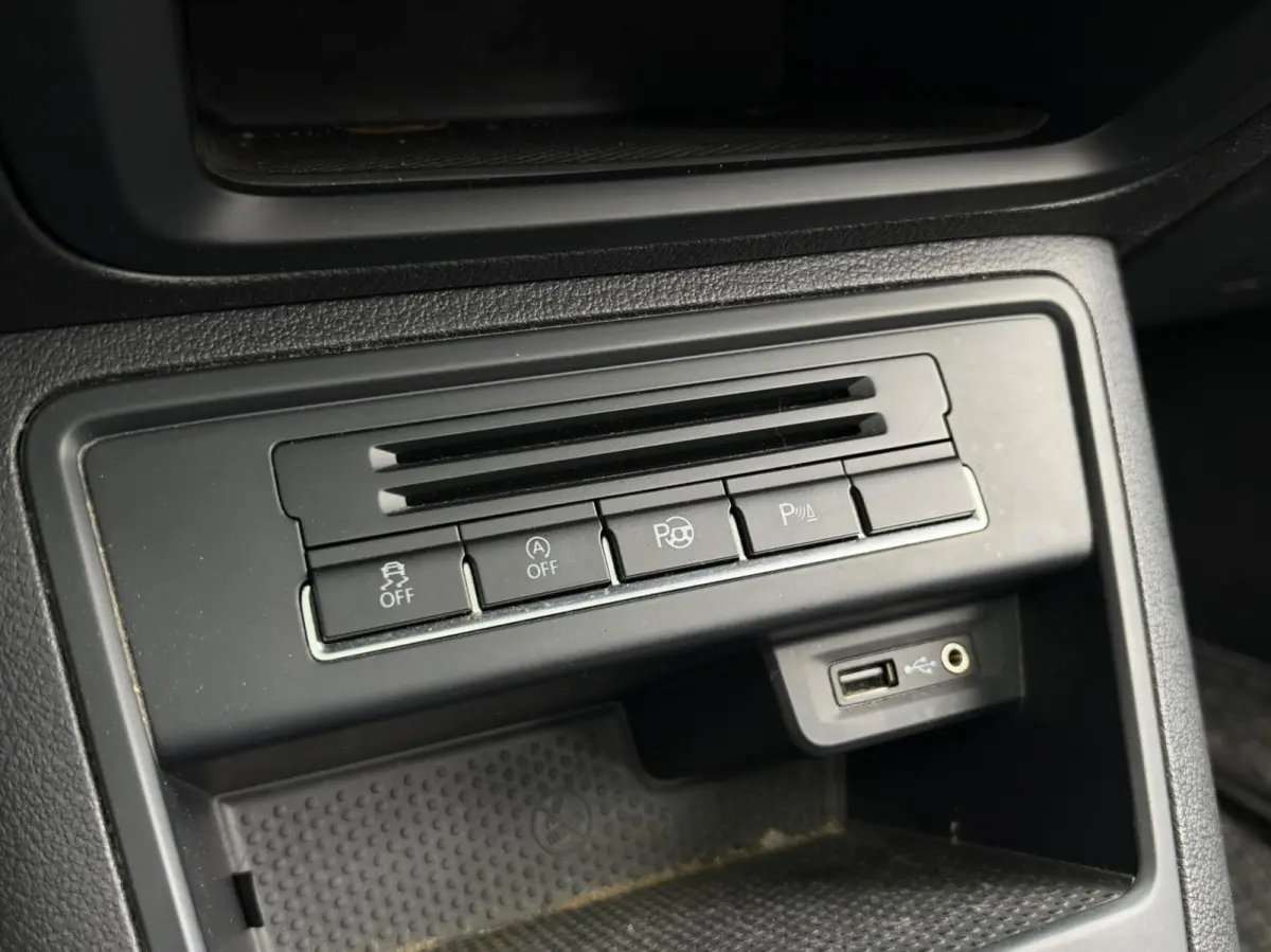 1.4 TSI Sport&Style | Panorama | Camera | Navigatie | Climate | Stoelverwarming | Cruise