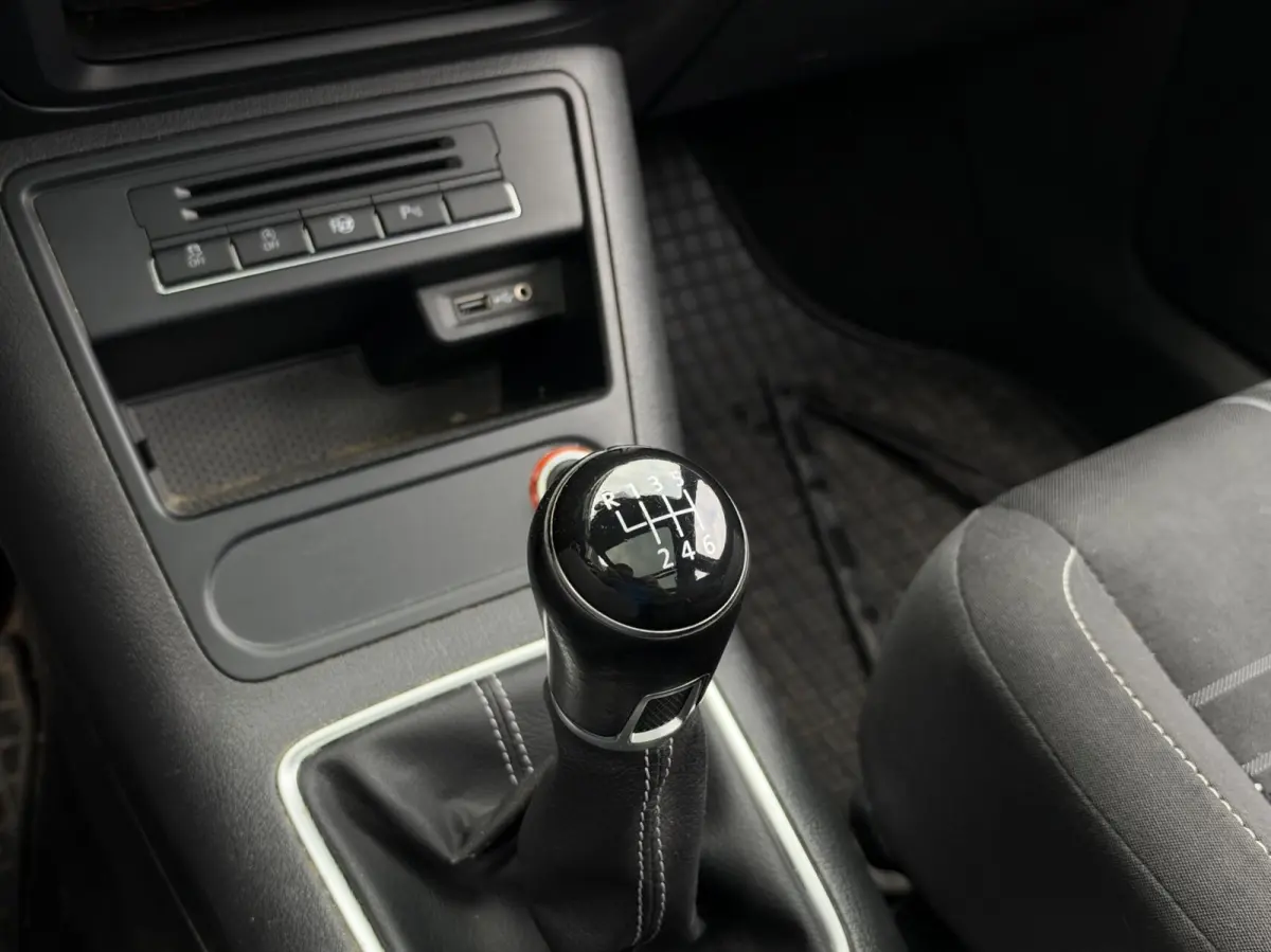 1.4 TSI Sport&Style | Panorama | Camera | Navigatie | Climate | Stoelverwarming | Cruise