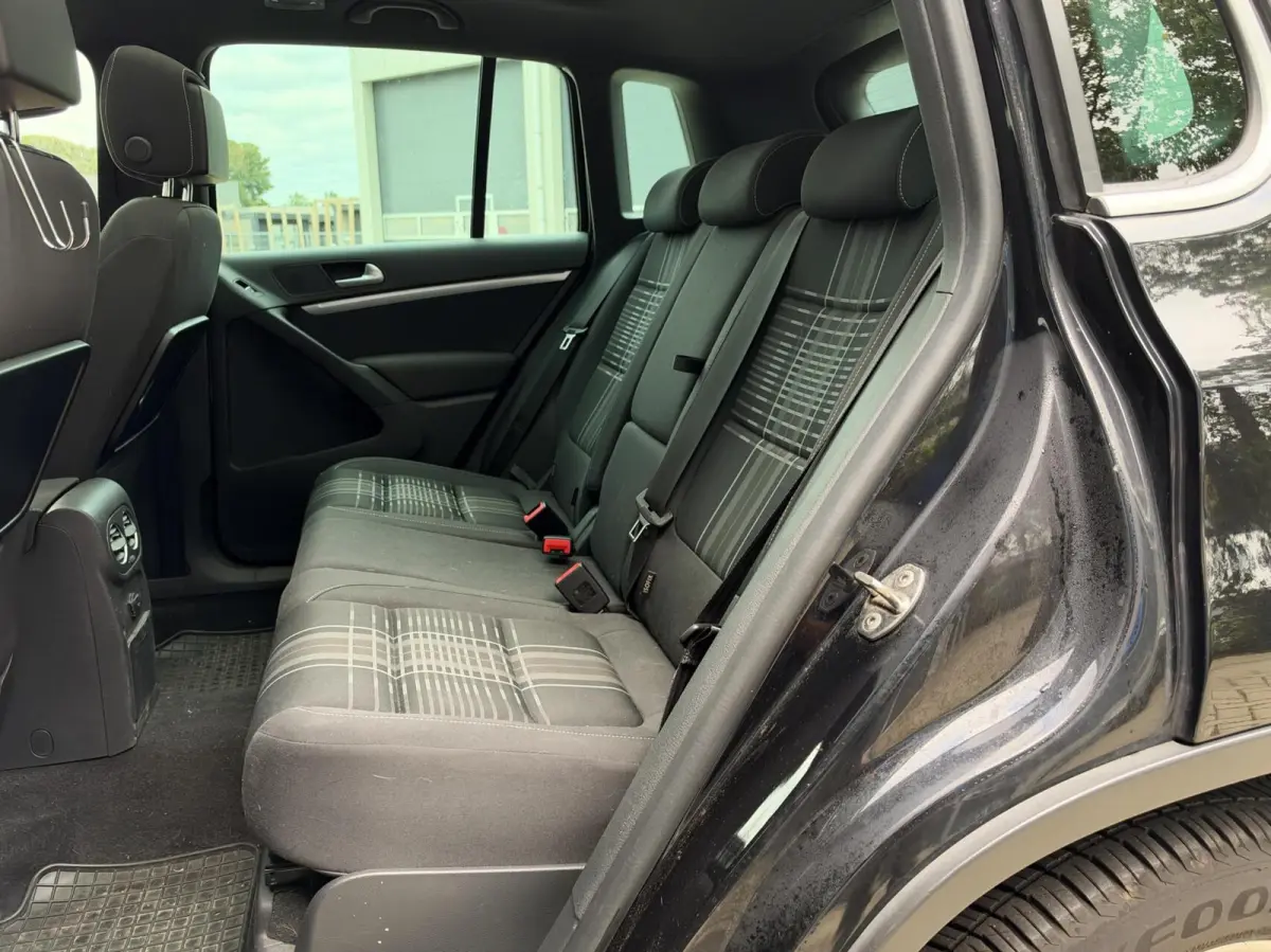 1.4 TSI Sport&Style | Panorama | Camera | Navigatie | Climate | Stoelverwarming | Cruise