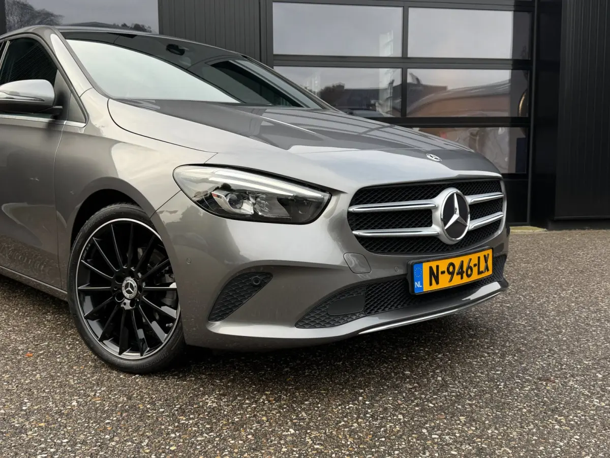 180 Premium Plus LED Navi Stoelverw. Trekh.