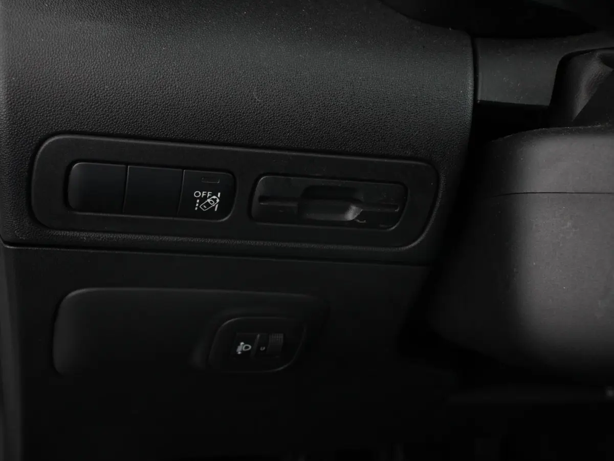1.2 PureTech S&S Origins Climate control Navigatie Achteruitrijcamera Cruise control Lichtmetalen velgen Apple Carplay/ Android Auto