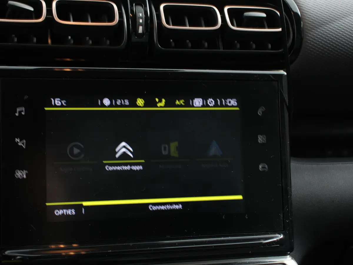 1.2 PureTech S&S Origins Climate control Navigatie Achteruitrijcamera Cruise control Lichtmetalen velgen Apple Carplay/ Android Auto