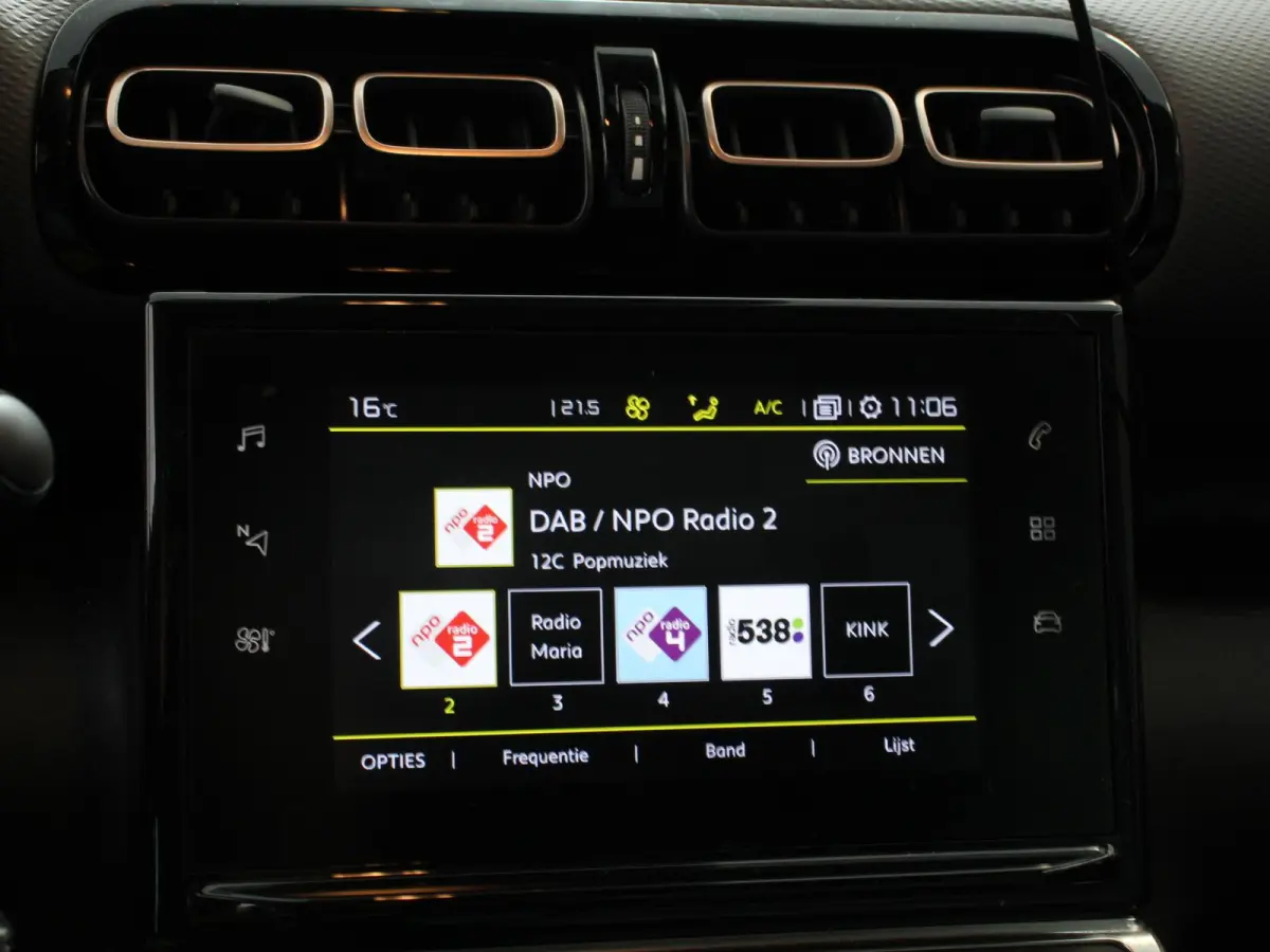 1.2 PureTech S&S Origins Climate control Navigatie Achteruitrijcamera Cruise control Lichtmetalen velgen Apple Carplay/ Android Auto