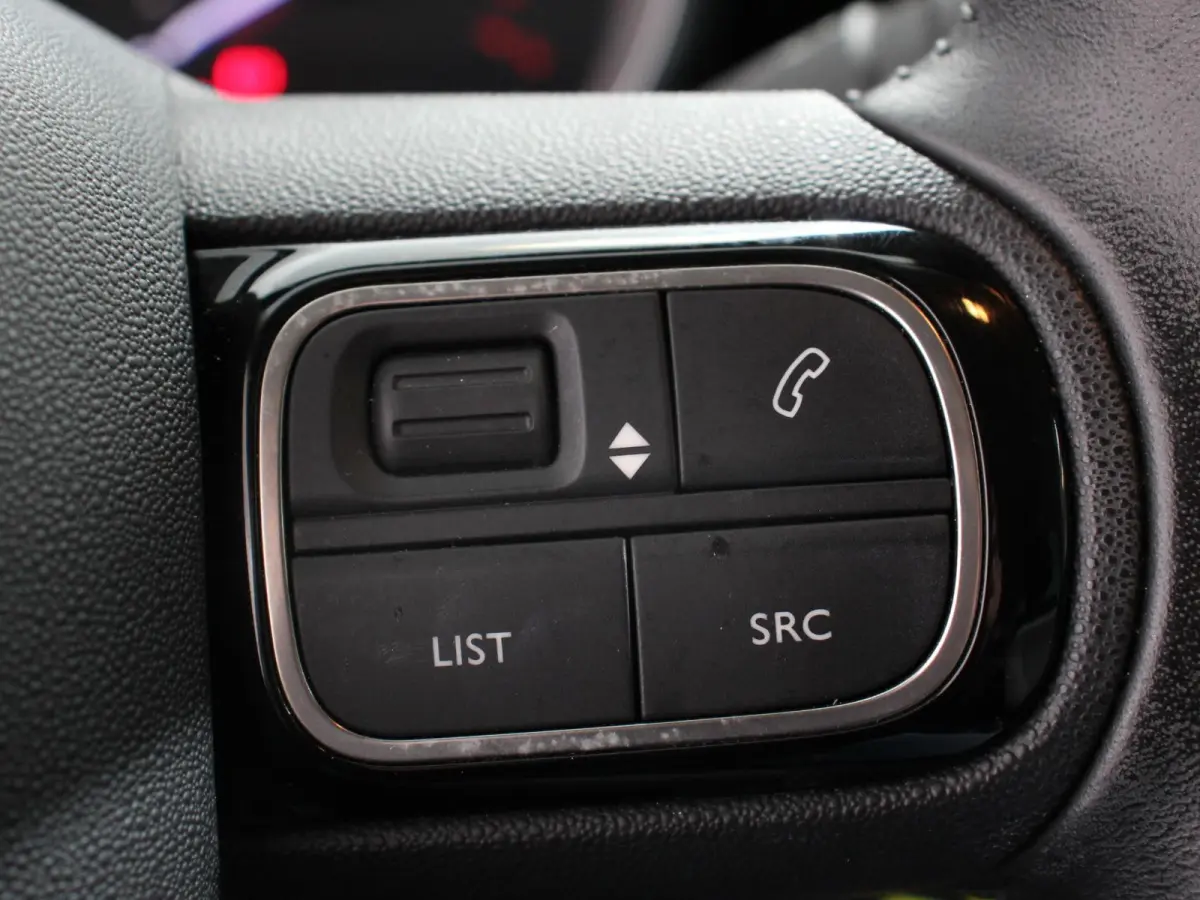 1.2 PureTech S&S Origins Climate control Navigatie Achteruitrijcamera Cruise control Lichtmetalen velgen Apple Carplay/ Android Auto
