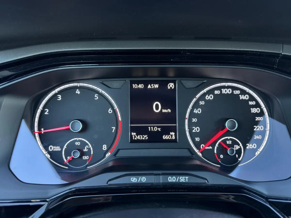1.0 TSI Comfortline | Carplay | Navigatie | Adaptive Cruise | DAB | LED | Climate | Stoelverwarming | Sensoren