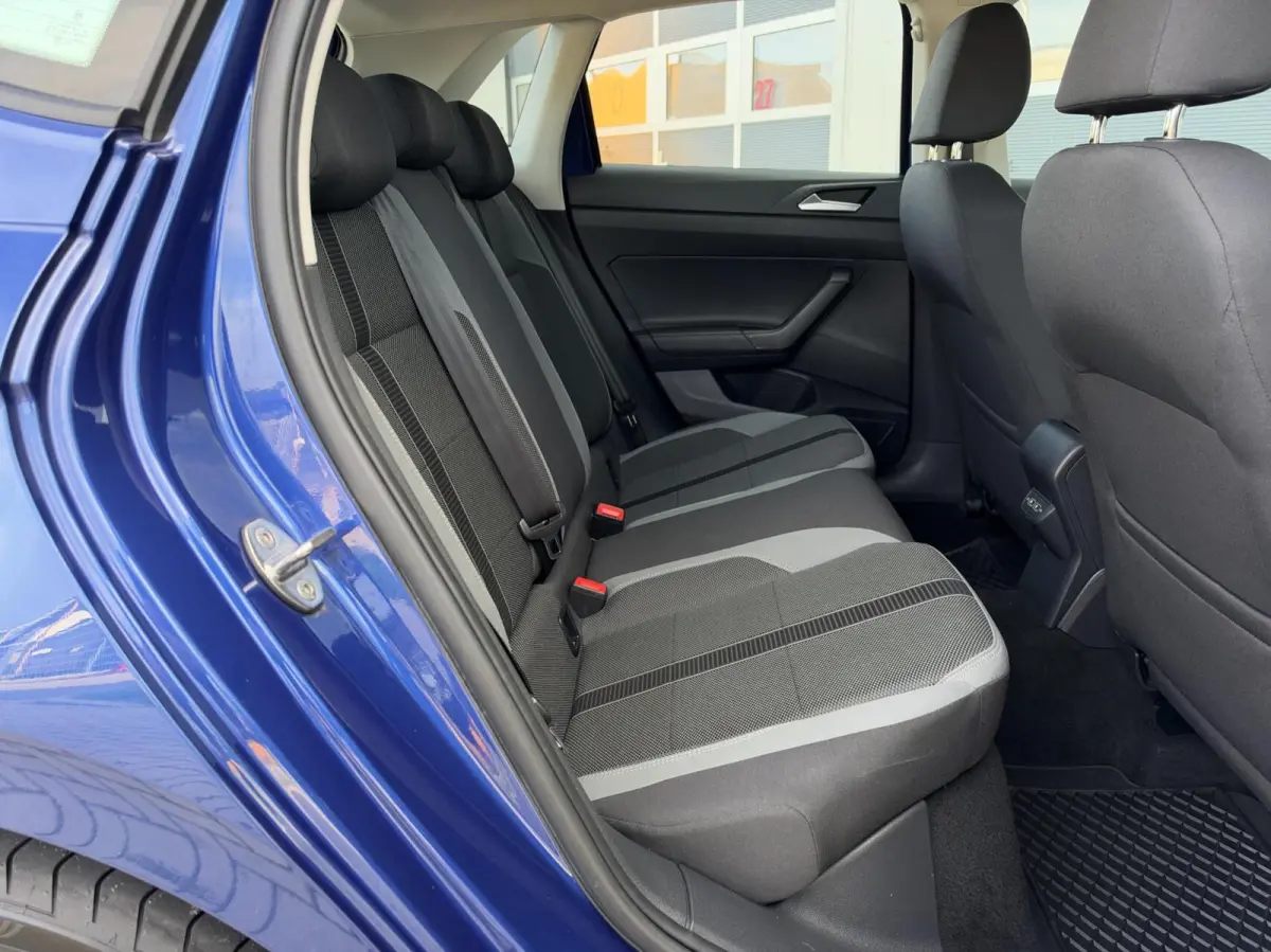 1.0 TSI Comfortline Business | LED | Cruise | Climate | Stoelverwarming | Sensoren | Lichtmetaal