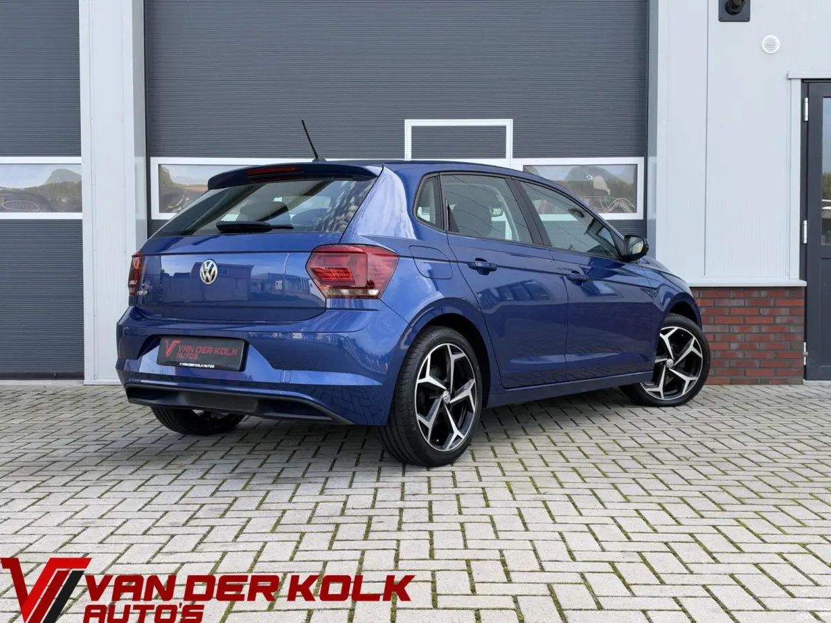 1.0 TSI Comfortline Business | LED | Cruise | Climate | Stoelverwarming | Sensoren | Lichtmetaal