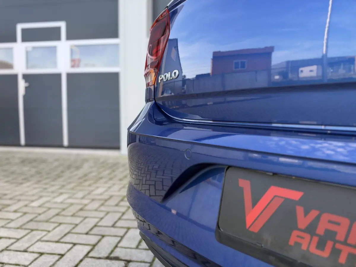 1.0 TSI Comfortline Business | LED | Cruise | Climate | Stoelverwarming | Sensoren | Lichtmetaal