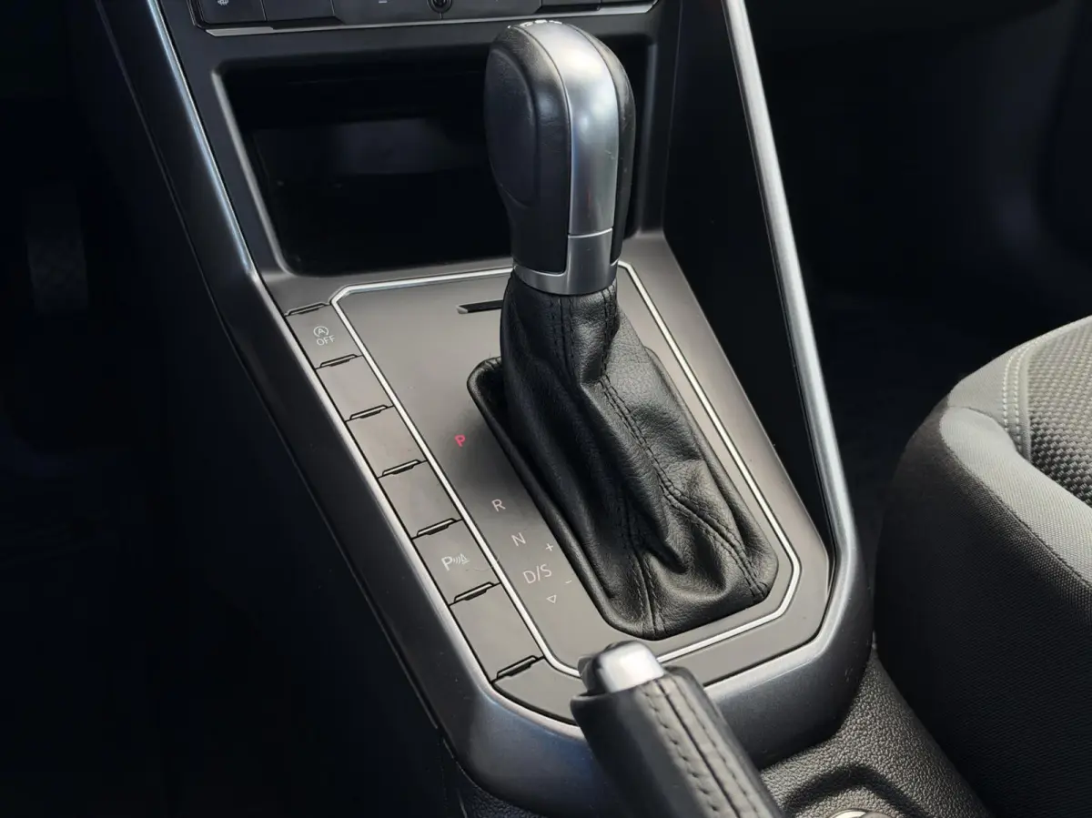 1.0 TSI Comfortline Business | LED | Cruise | Climate | Stoelverwarming | Sensoren | Lichtmetaal