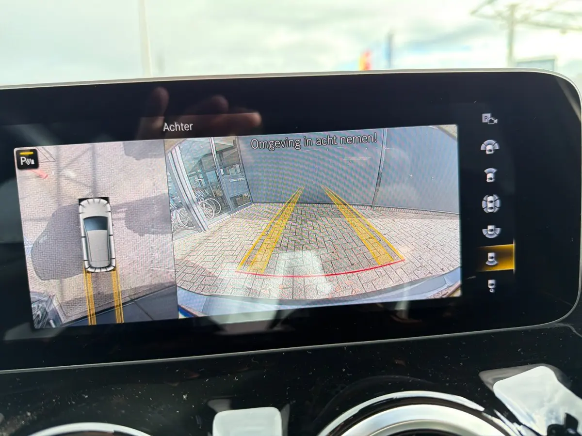 180 Launch Edition | Navigatie | Elektr. Stoelen | 360 Camera | Climate Control | Cruise Control | Elektr. Achterklep | !!