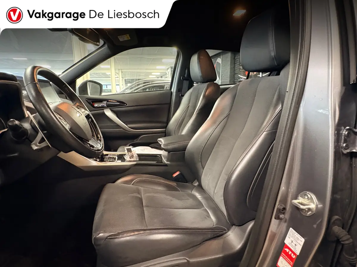 2.4 PHEV Executive/360 camera/navi/stoel/stuur verw/apple /soh 98,6%