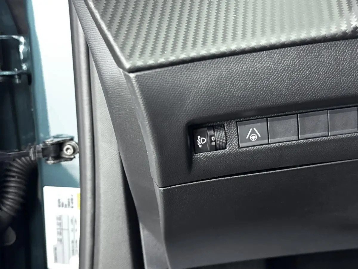 1.2 Hybrid 110 Envy | Nefkens Edition €6.850,- voordeel! | Navigatie | Adaptive Cruise Control | Camera voor en achter