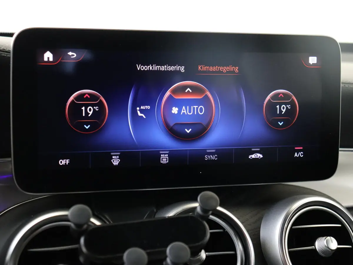 4MATIC / Dig. Cockpit/ Burmester/ Memory/ Night/ DISTRONIC
