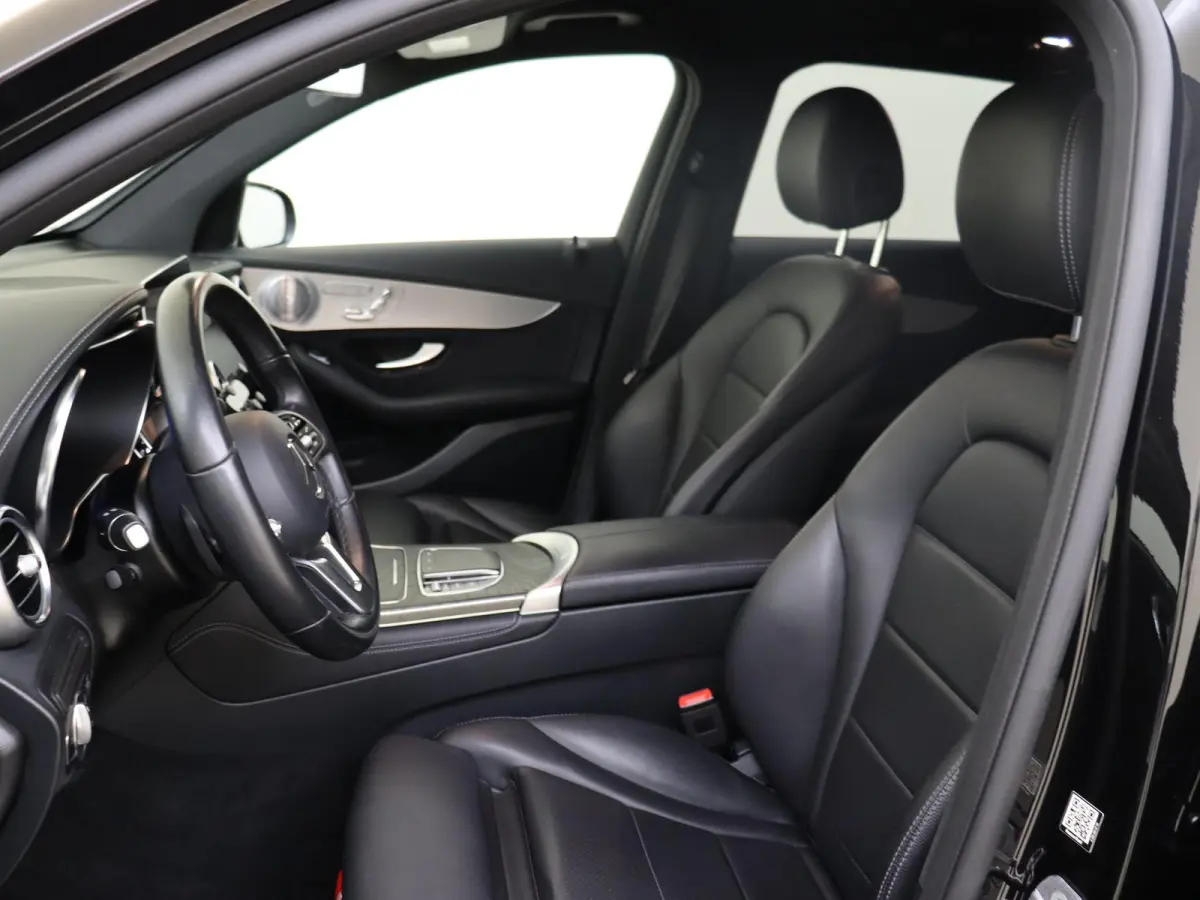 4MATIC / Dig. Cockpit/ Burmester/ Memory/ Night/ DISTRONIC