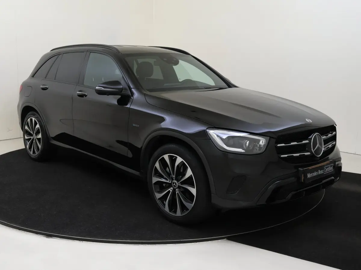 4MATIC / Dig. Cockpit/ Burmester/ Memory/ Night/ DISTRONIC