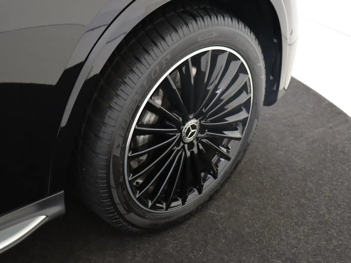4MATIC AMG Line / Premium Plus/ Panoramadak/ AIRMATIC/ Achterasbesturing/ Carbon/ 20 inch/ Night/ Zéér compleet!