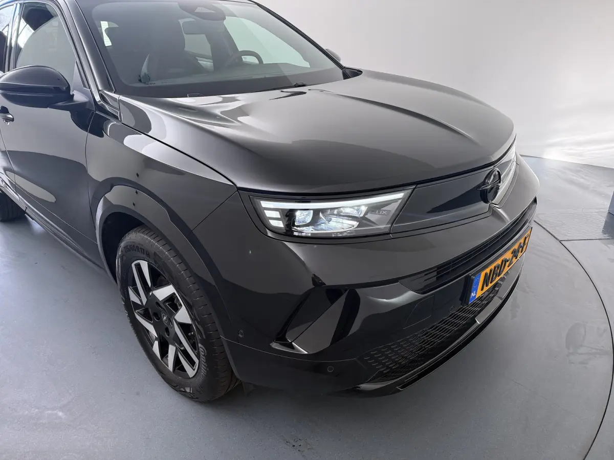 1.2 Turbo Hybrid GS / Navigatie / 360 Camera / Parkeersensoren / Keyless / Matrix LED / Carplay / Dodehoek / Adapt. Cruise / Stuurverwarming