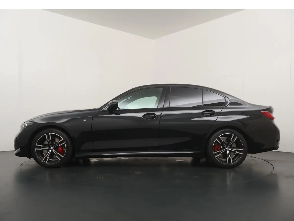 320i M Sportpakket Pro | Trekhaak | Adaptive Cruise Control |