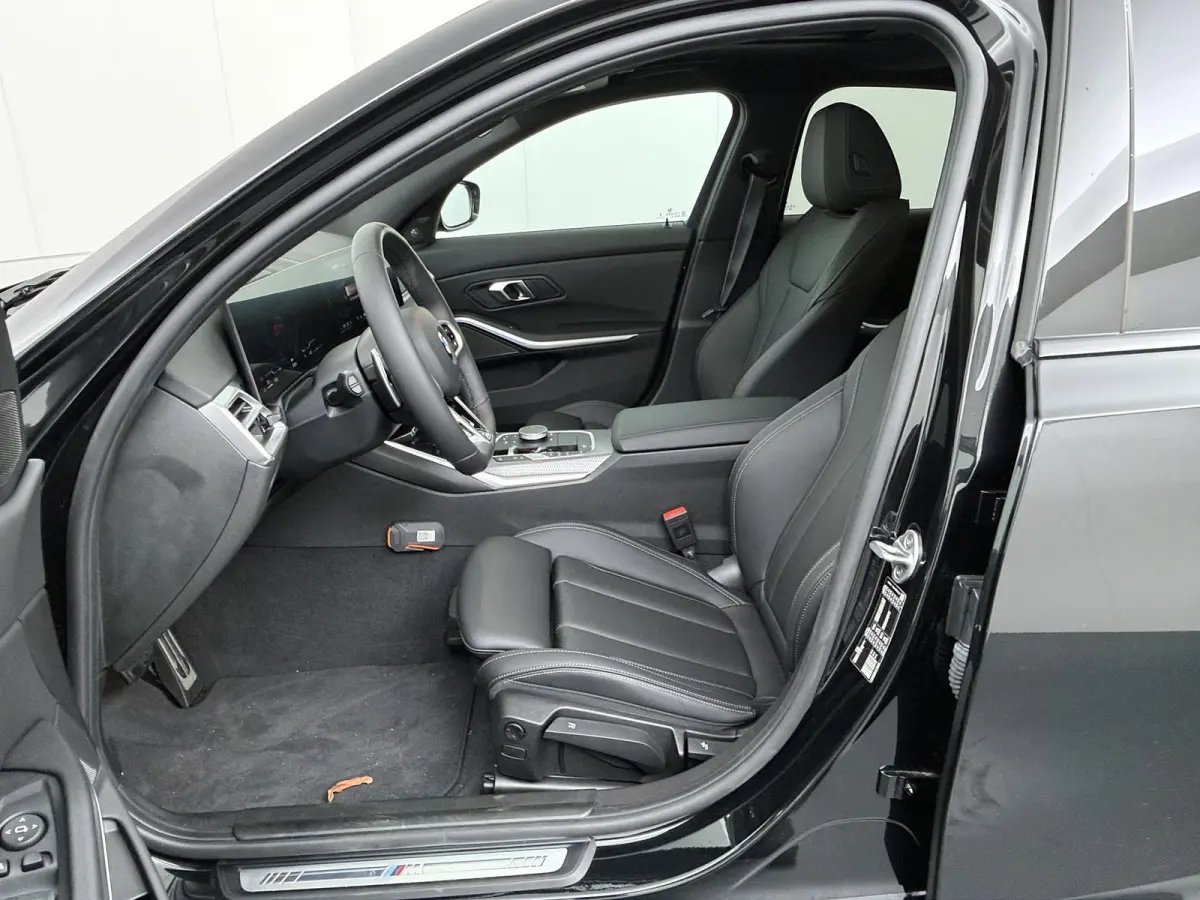 320i M Sportpakket Pro | Trekhaak | Adaptive Cruise Control |