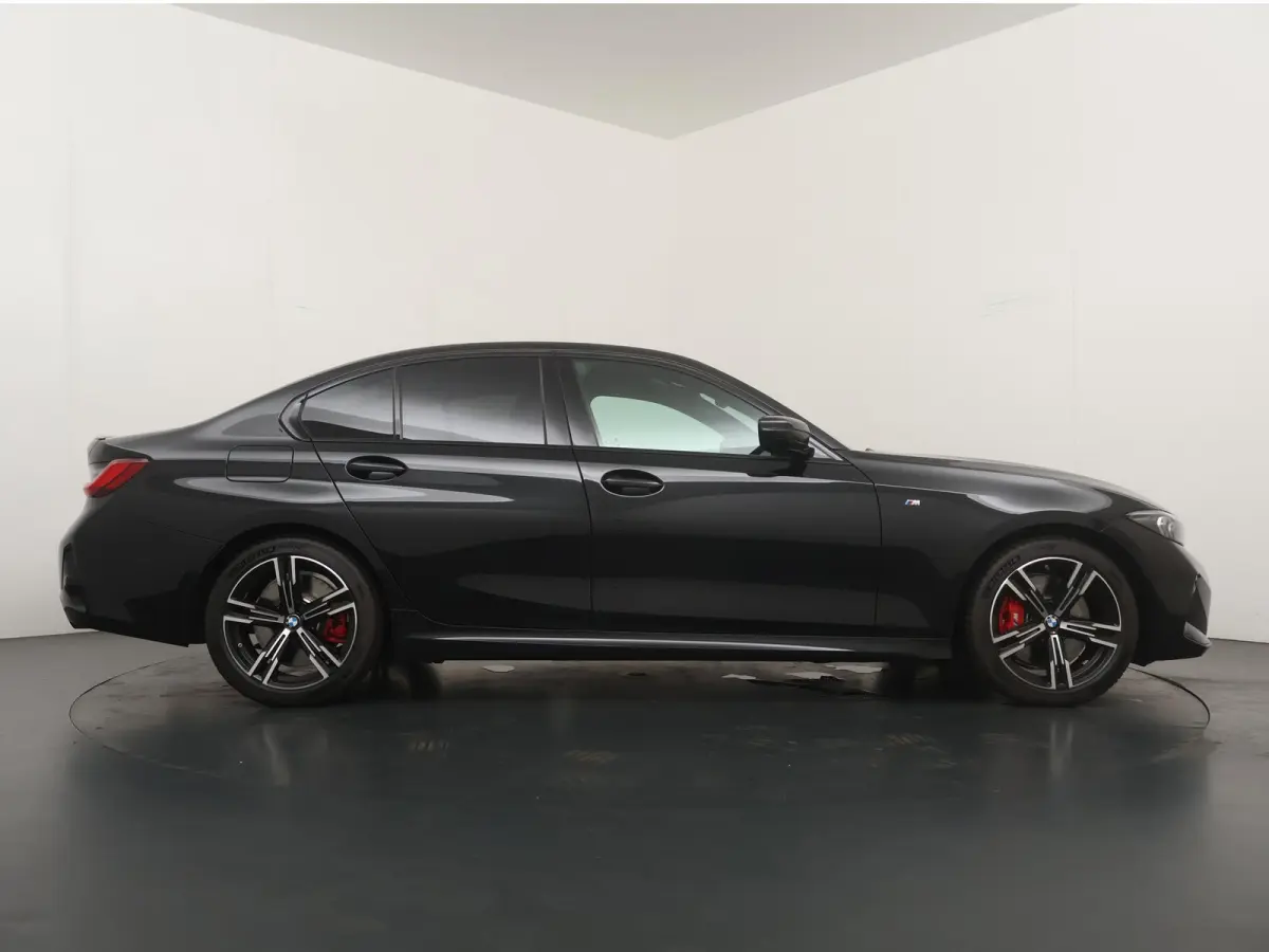 320i M Sportpakket Pro | Trekhaak | Adaptive Cruise Control |