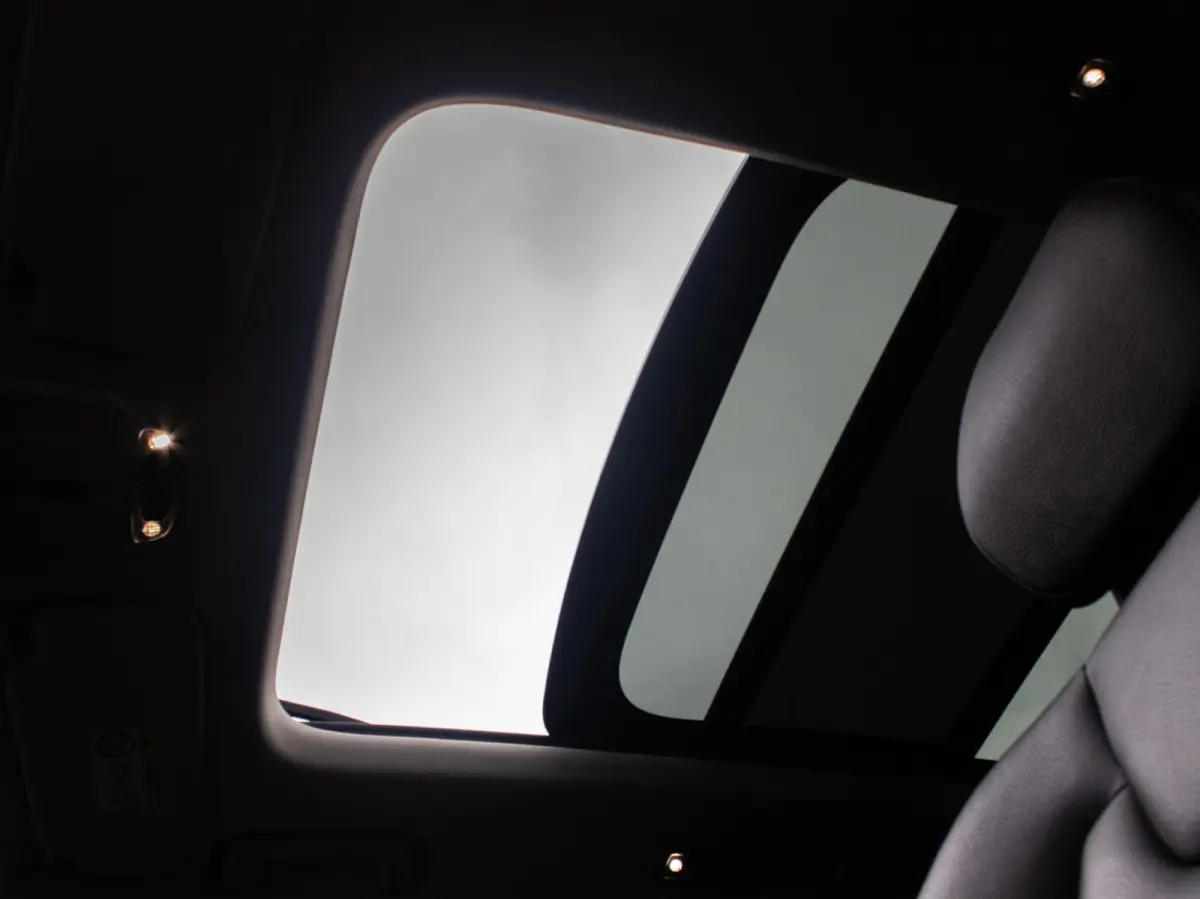 2.0 T8 Recharge AWD R-Design|Pano|HUD|H&K|360°|