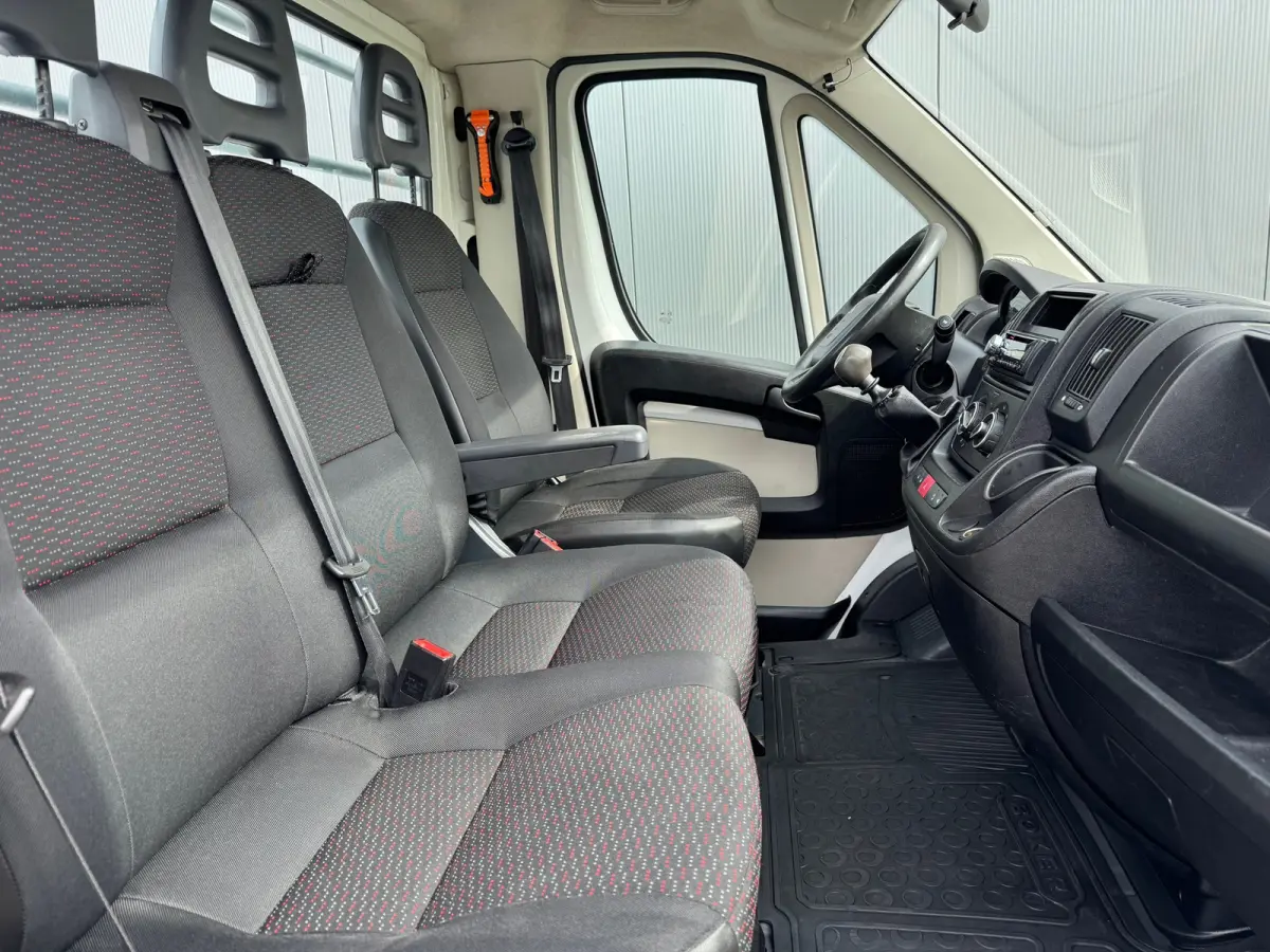 333 2.0 BlueHDI L2S * Laadkraan * Pickup * Airco * Trekhaak *