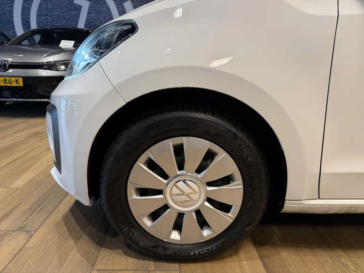 Up! 1.0 |5 DEURS |AIRCO | STOELVERWARMING | BlUETOOTH | ALL SEASON |