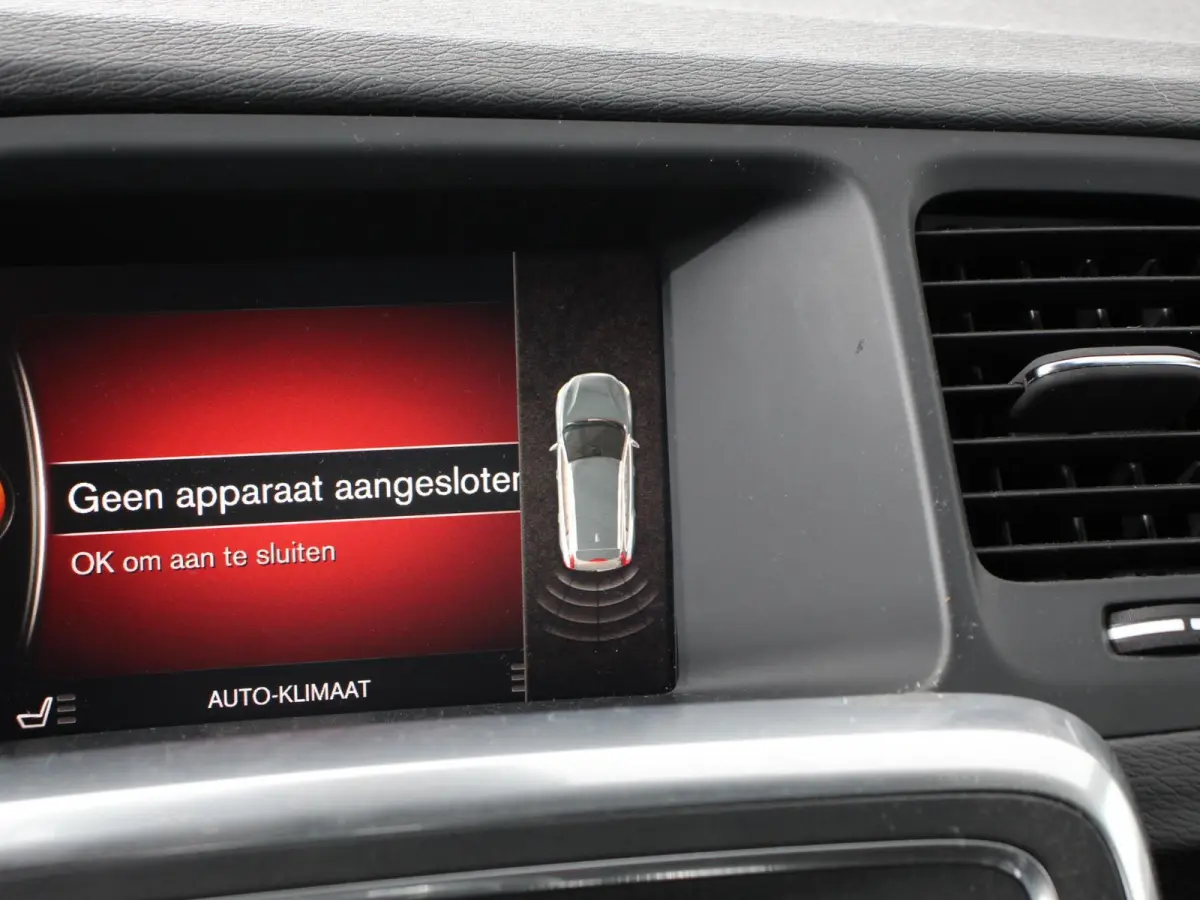 2.0 T3 Nordic+ Climate Control Navigatiesysteem Stoelverwarming Trekhaak Cruise Control Led verlichting