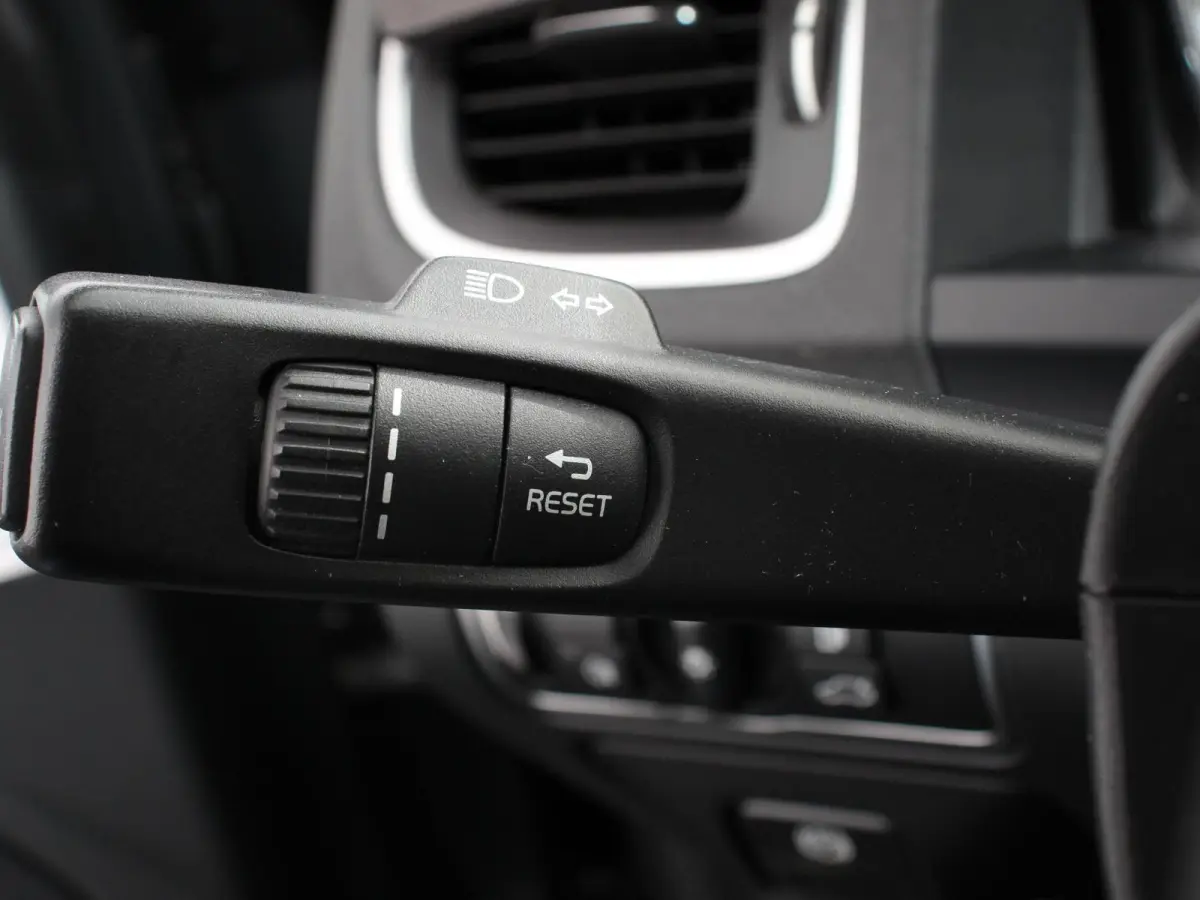 2.0 T3 Nordic+ Climate Control Navigatiesysteem Stoelverwarming Trekhaak Cruise Control Led verlichting