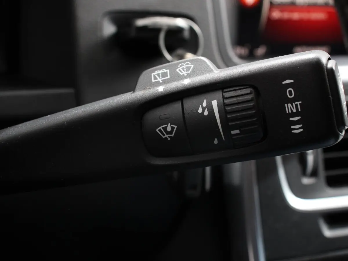 2.0 T3 Nordic+ Climate Control Navigatiesysteem Stoelverwarming Trekhaak Cruise Control Led verlichting