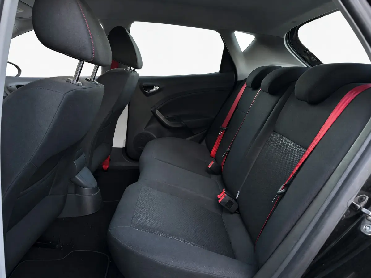 1.0 EcoTSI 110PK DSG FR-SPORT CARPLAY/CAMERA/NAVIGATIE