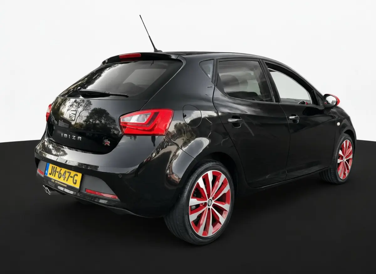 1.0 EcoTSI 110PK DSG FR-SPORT CARPLAY/CAMERA/NAVIGATIE